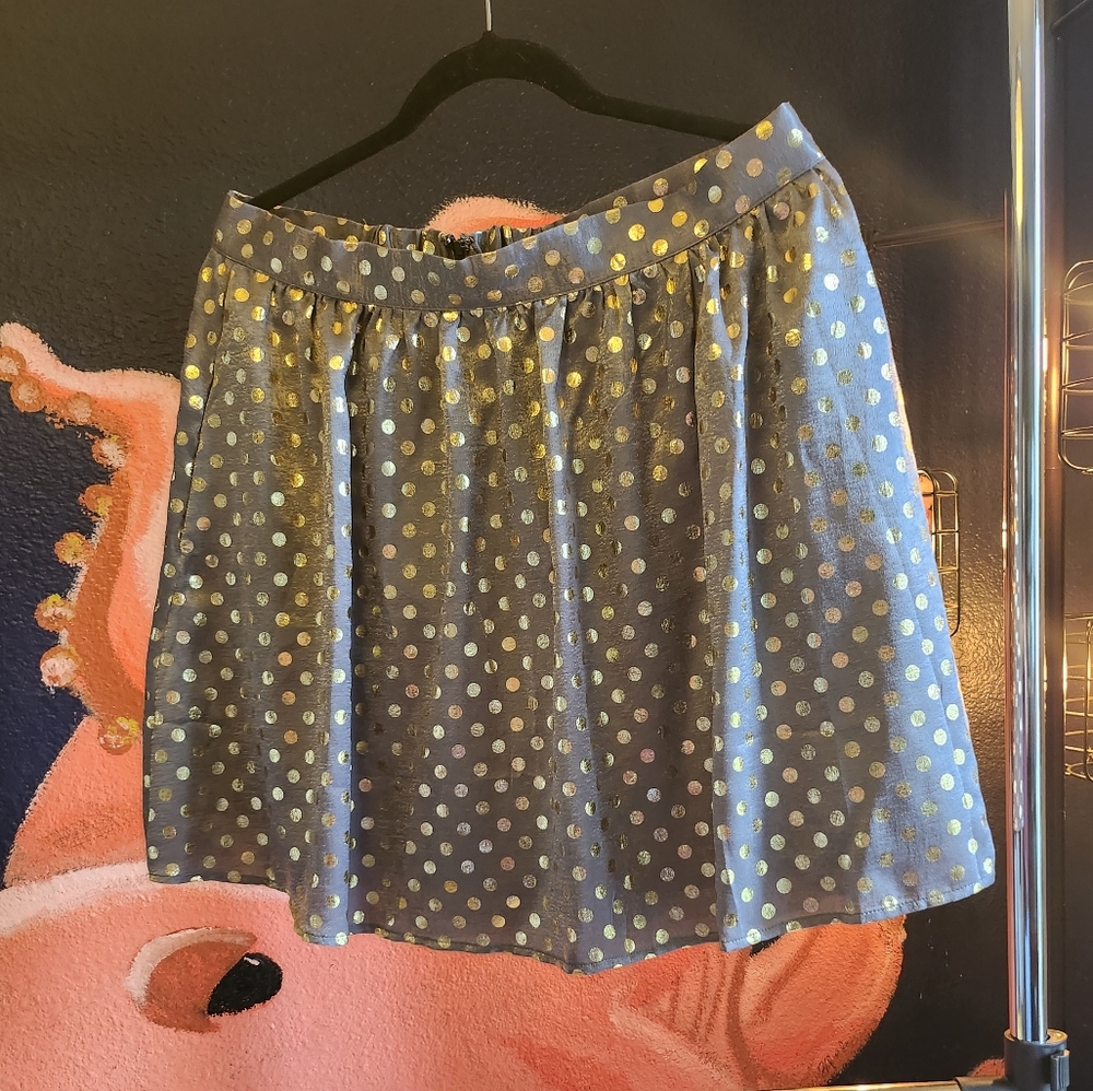 Pewter gray short skirt with gold dots, XL, Modcloth brand.